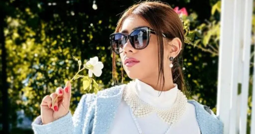 Worth Manager and Violet Myers Net Worth Manager